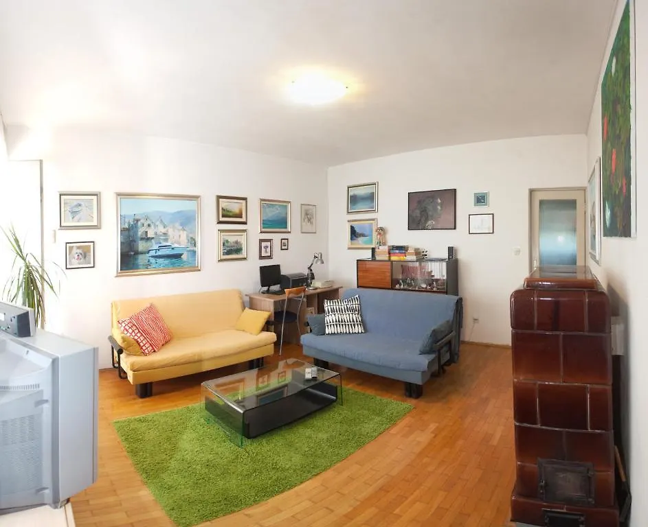 Apartments Beautiful Sandy Beach Сплит